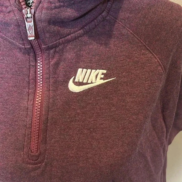 Nike’s 1/2 Zip Swing Poncho Hoodie Short Sleeve Sweatshirt, Size sp - Picture 2 of 8